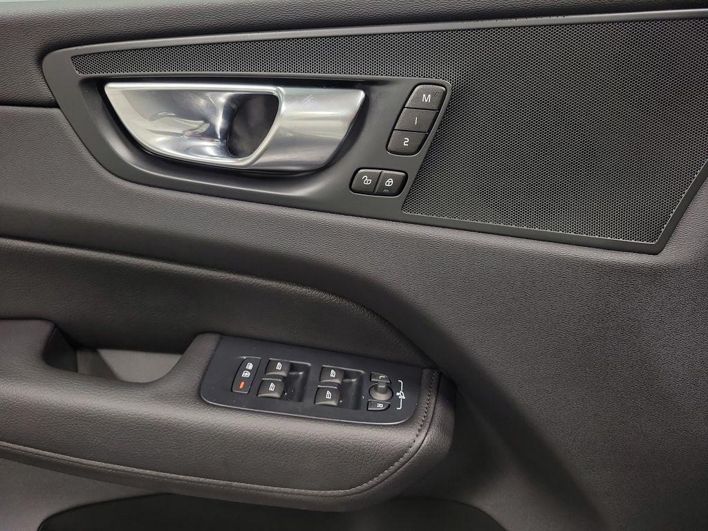 used 2022 Volvo XC60 car, priced at $20,994