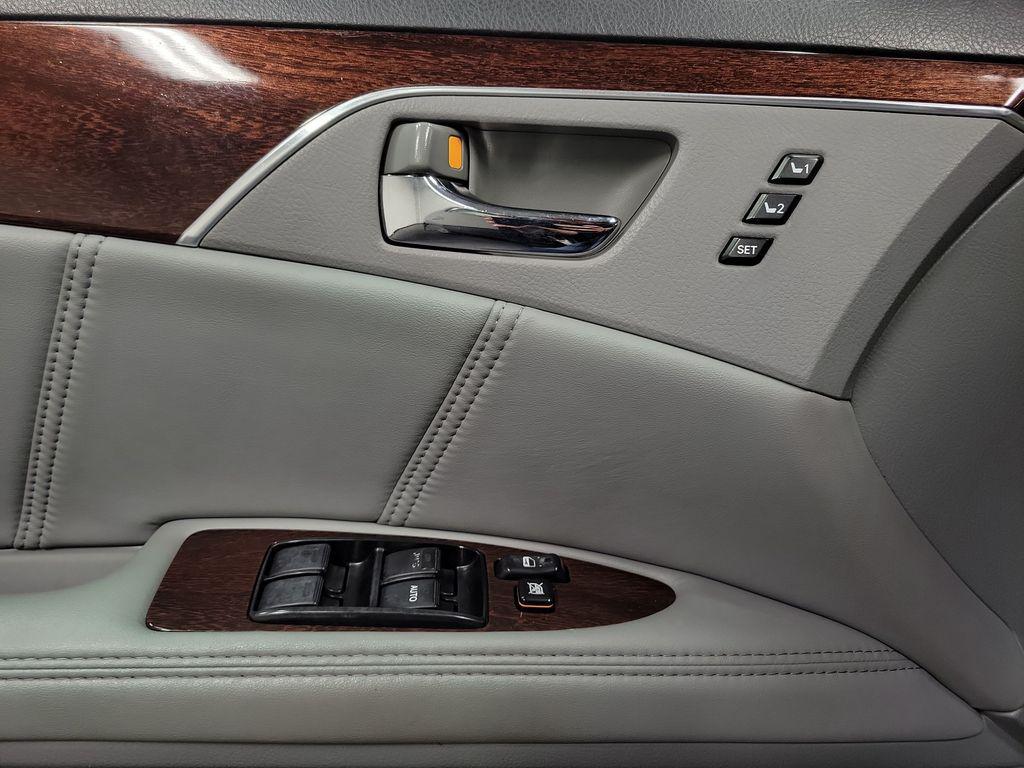 used 2008 Toyota Avalon car, priced at $5,500