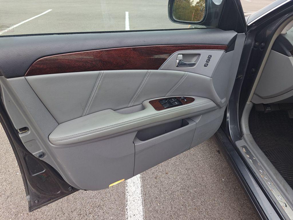 used 2008 Toyota Avalon car, priced at $5,995