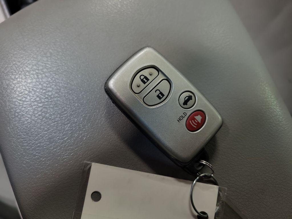 used 2007 Toyota Camry Hybrid car, priced at $5,995
