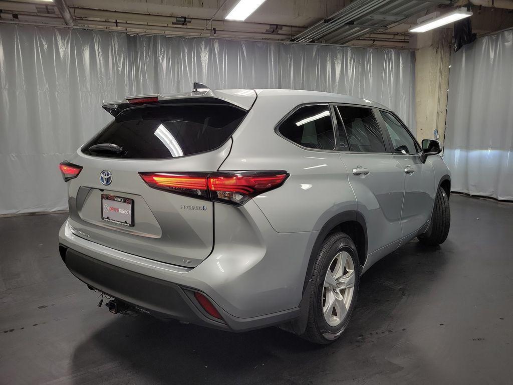 used 2023 Toyota Highlander Hybrid car, priced at $31,995