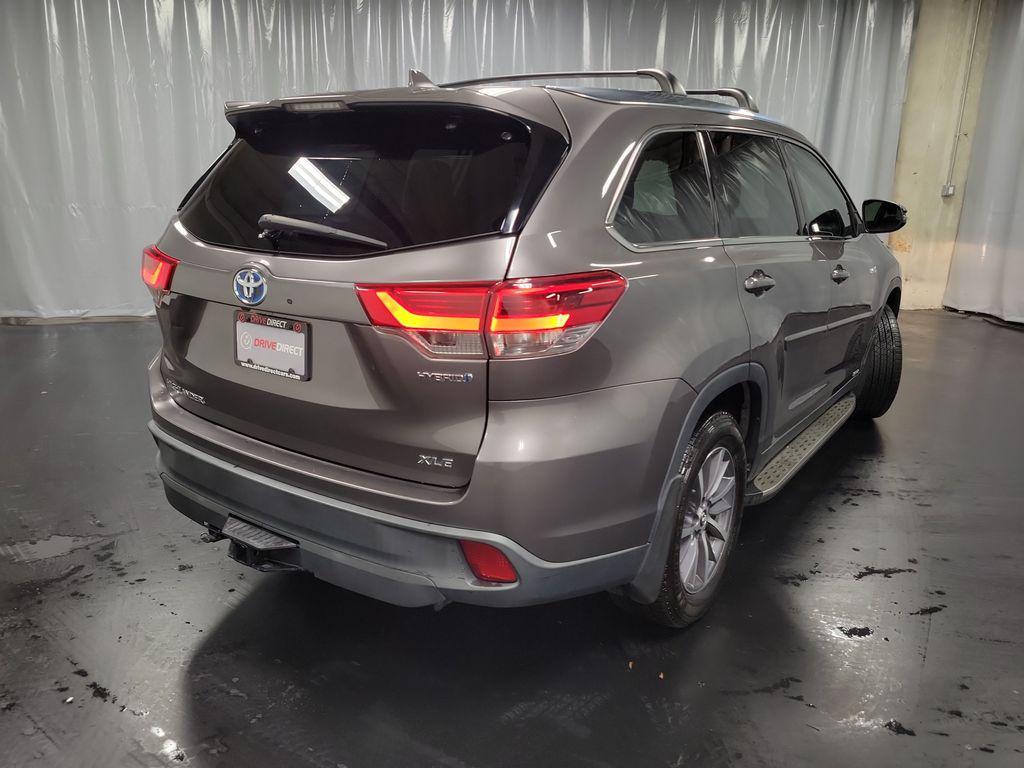 used 2019 Toyota Highlander Hybrid car, priced at $21,995