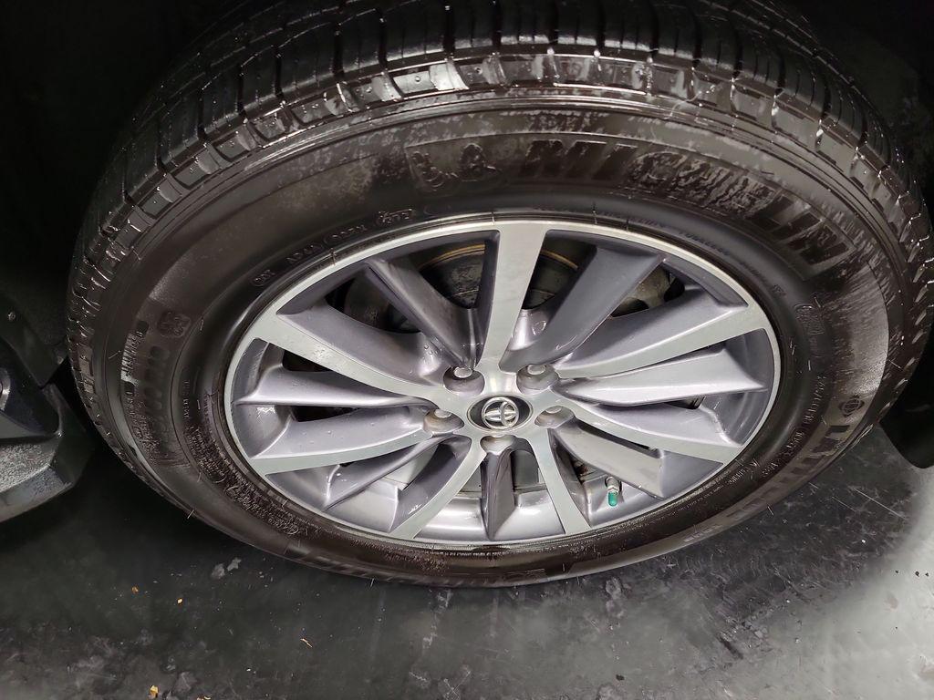 used 2019 Toyota Highlander Hybrid car, priced at $21,995