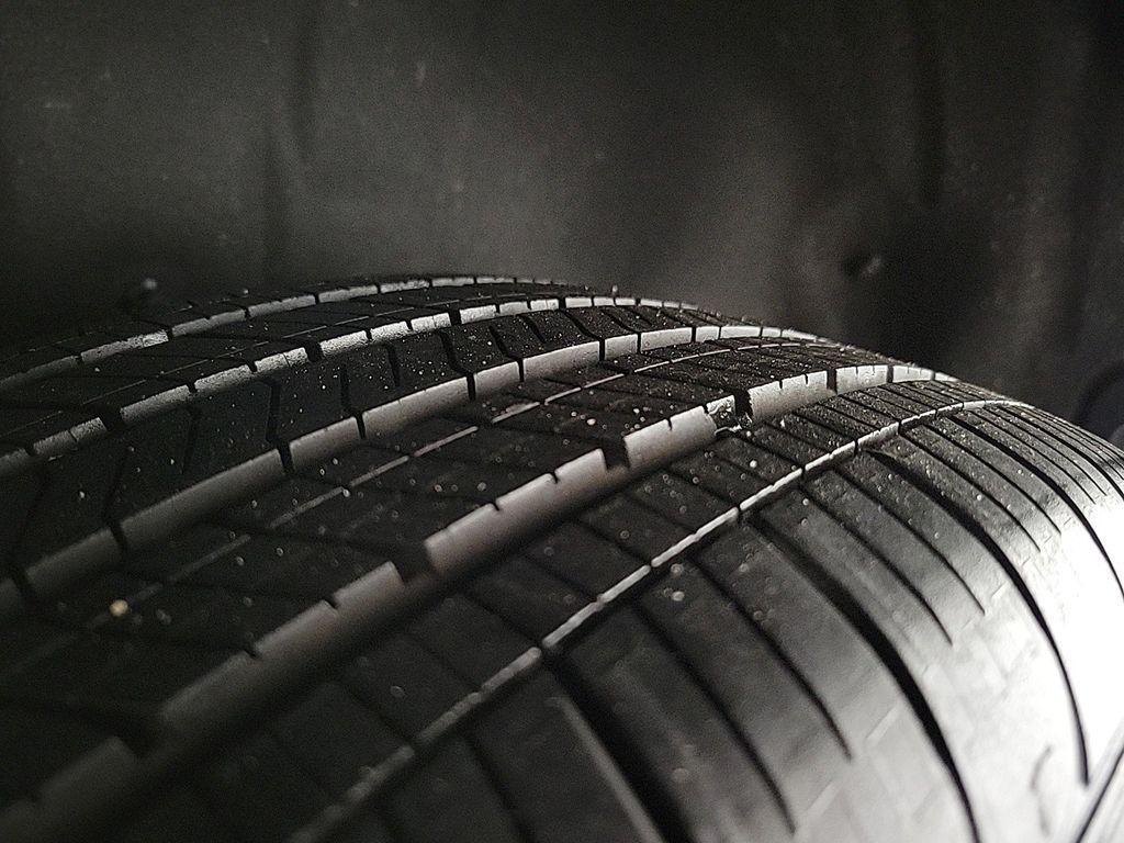 used 2023 Toyota Highlander Hybrid car, priced at $50,995