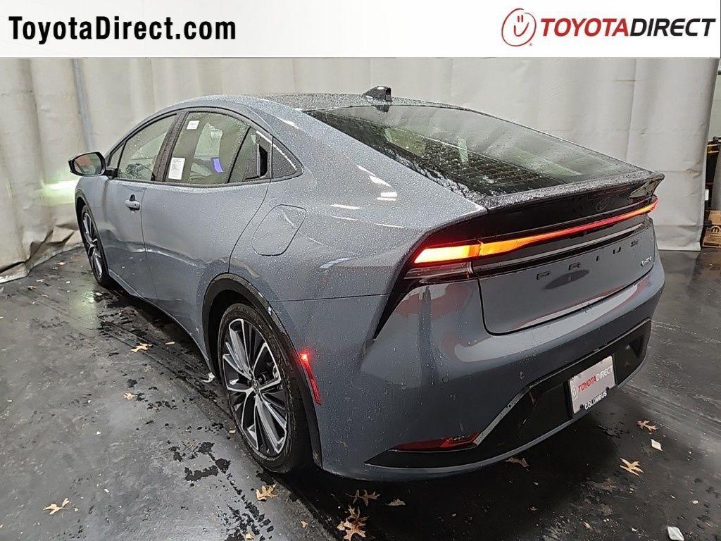 new 2024 Toyota Prius car, priced at $33,040