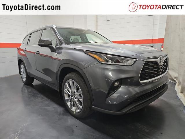 new 2025 Toyota Highlander car, priced at $52,877