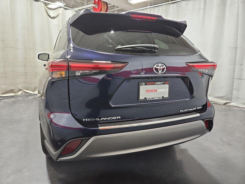 new 2025 Toyota Highlander car, priced at $51,649