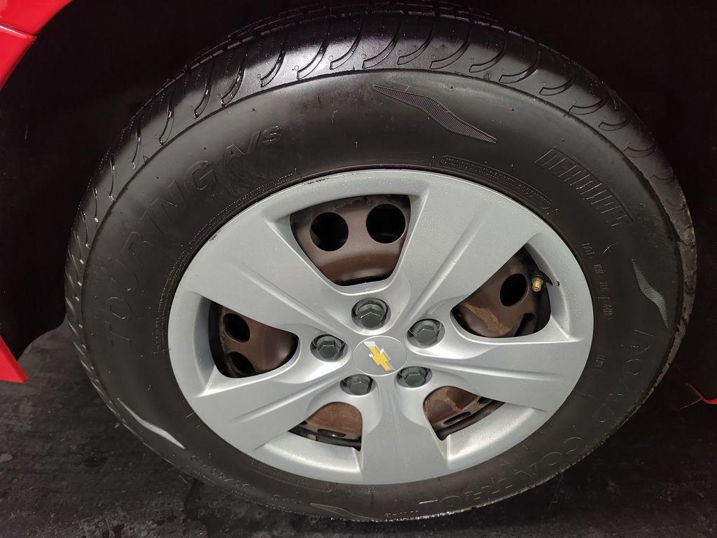 used 2018 Chevrolet Cruze car, priced at $10,500