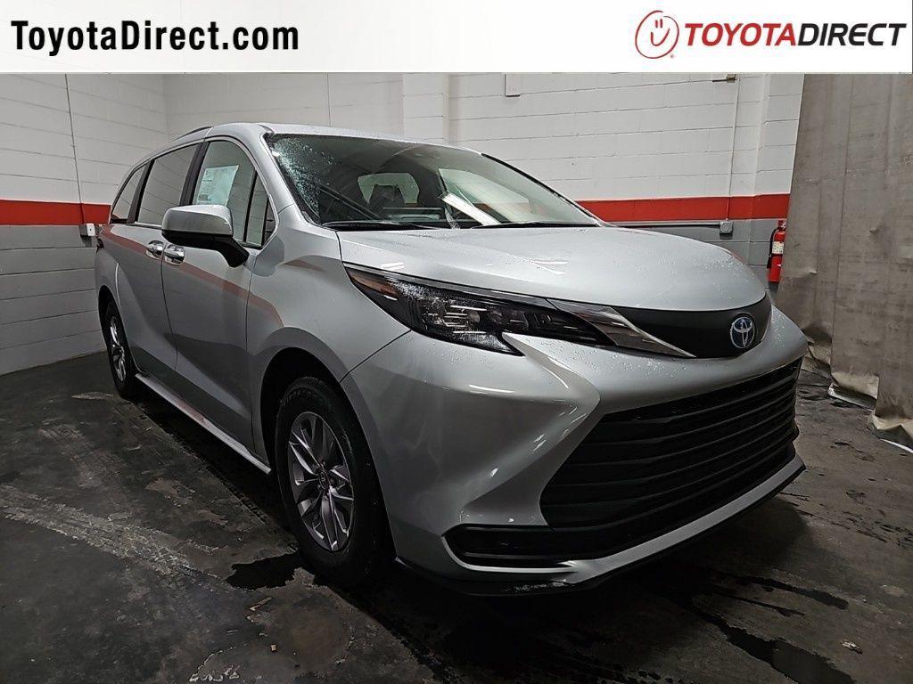 new 2025 Toyota Sienna car, priced at $43,465