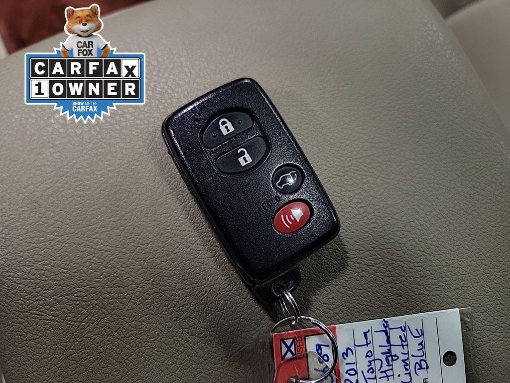 used 2013 Toyota Highlander car, priced at $16,995