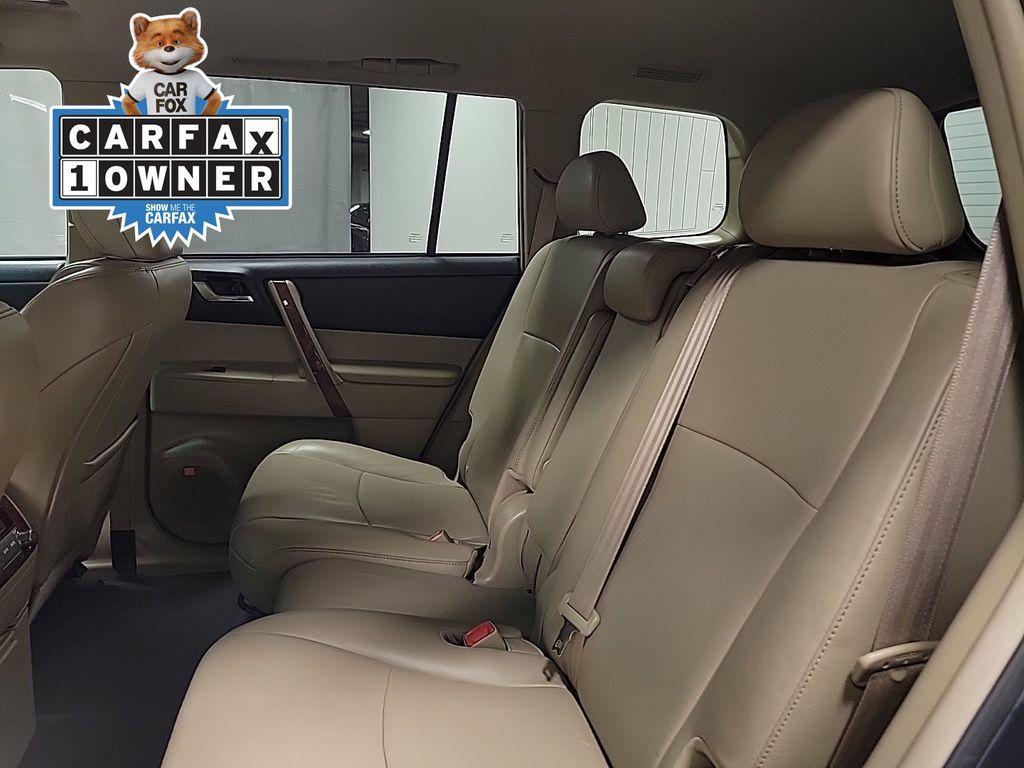 used 2013 Toyota Highlander car, priced at $16,995