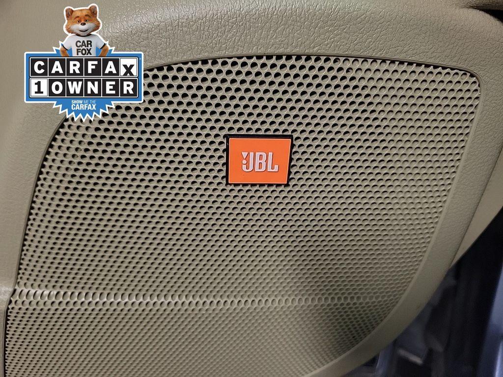 used 2013 Toyota Highlander car, priced at $16,995