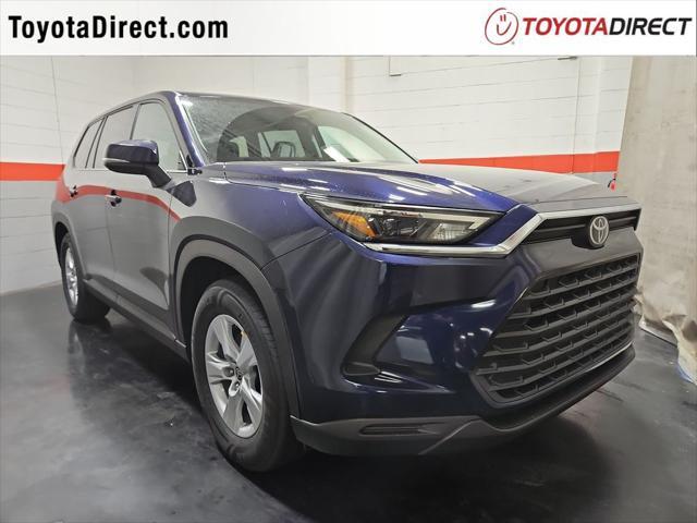 new 2025 Toyota Highlander car, priced at $41,483