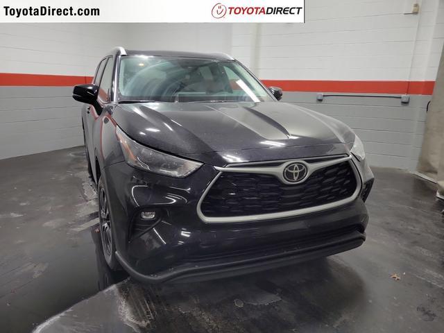 new 2024 Toyota Highlander car, priced at $45,563
