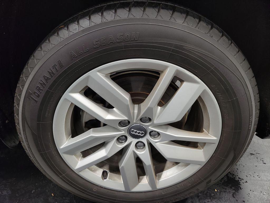 used 2020 Audi Q5 car, priced at $17,500