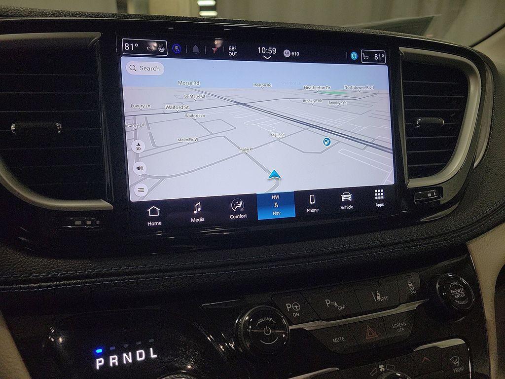 used 2021 Chrysler Pacifica Hybrid car, priced at $21,500