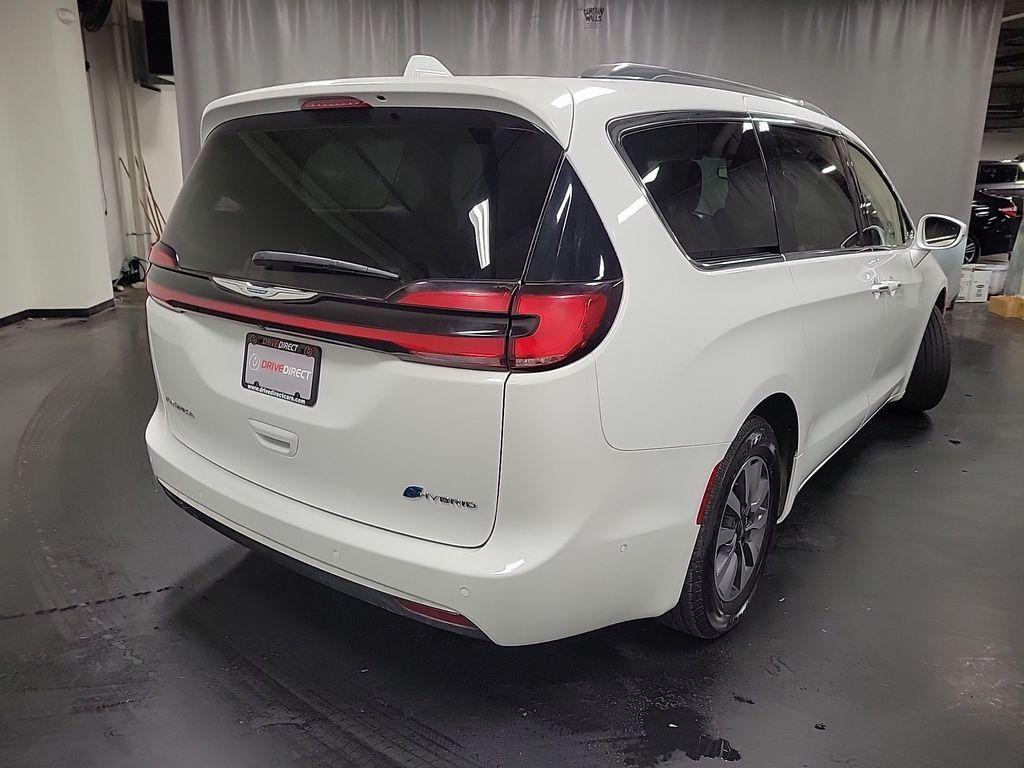 used 2021 Chrysler Pacifica Hybrid car, priced at $21,500