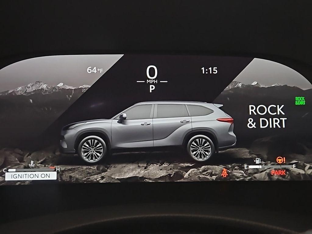 new 2025 Toyota Highlander car, priced at $48,225