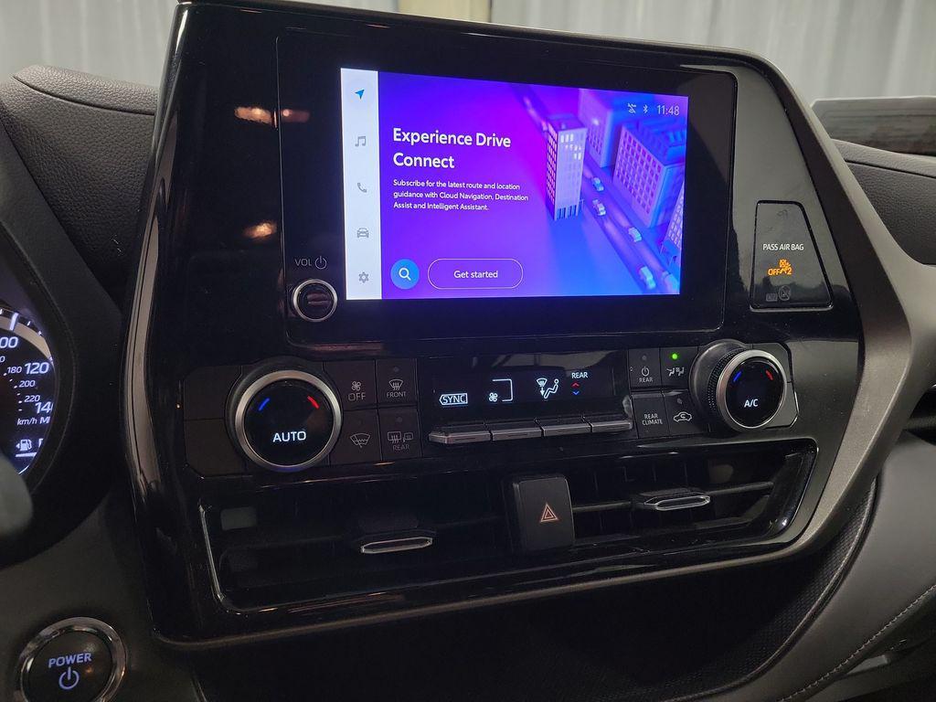 used 2023 Toyota Highlander Hybrid car, priced at $31,995