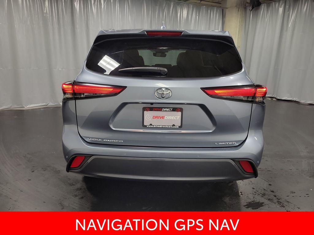 used 2023 Toyota Highlander car, priced at $32,995