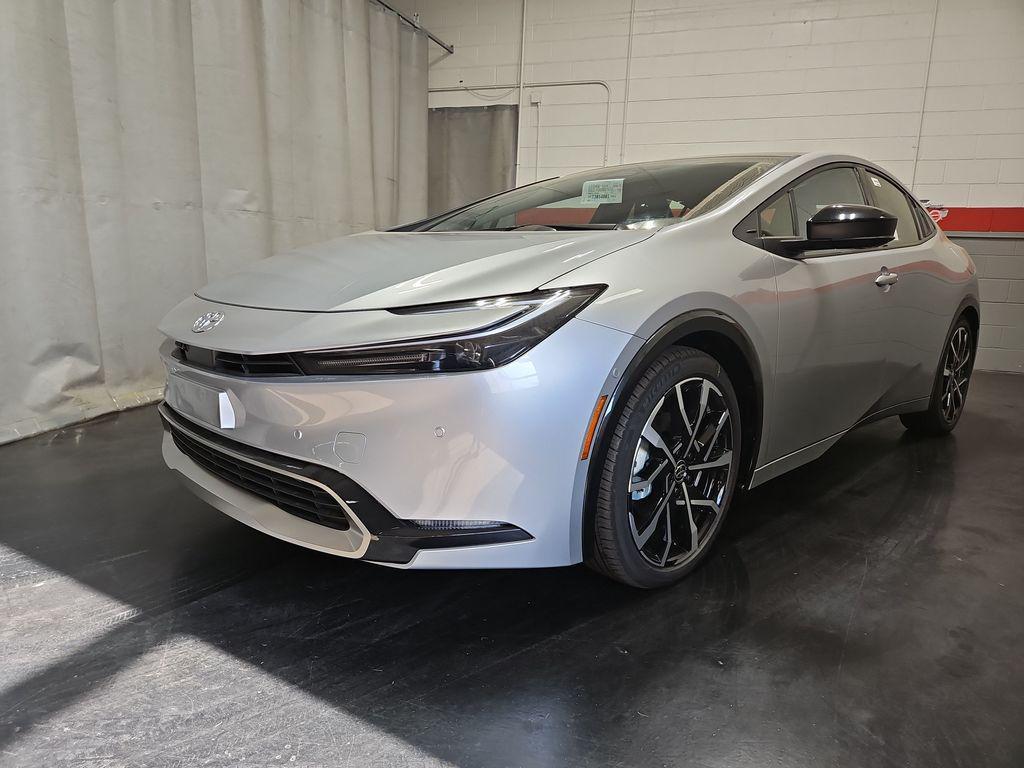 new 2026 Toyota Prius Plug-In Hybrid car, priced at $43,013
