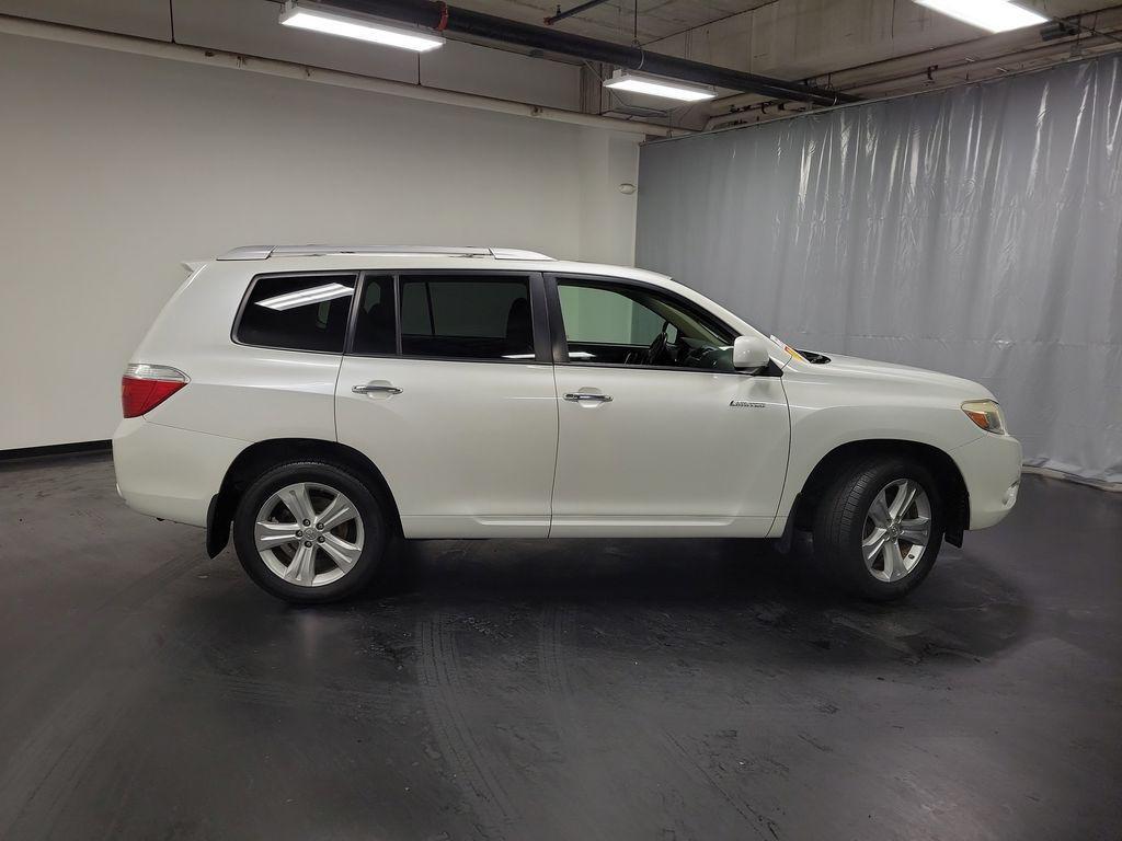 used 2008 Toyota Highlander car, priced at $8,995