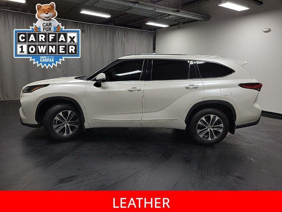 used 2021 Toyota Highlander car, priced at $32,994