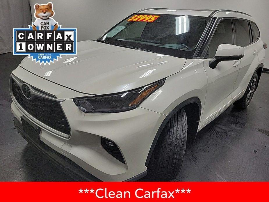 used 2021 Toyota Highlander car, priced at $32,994