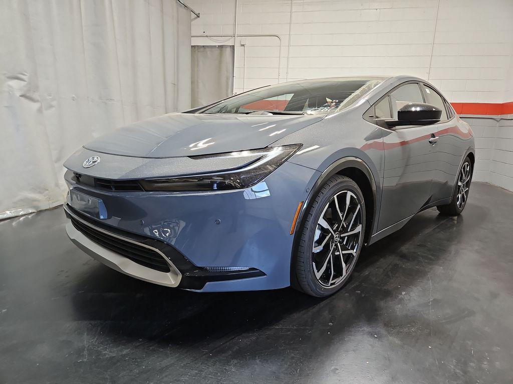 new 2026 Toyota Prius Plug-In Hybrid car, priced at $43,012