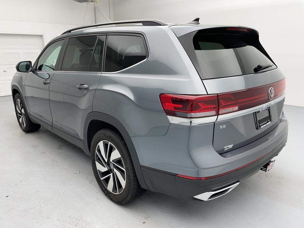 used 2024 Volkswagen Atlas car, priced at $34,615