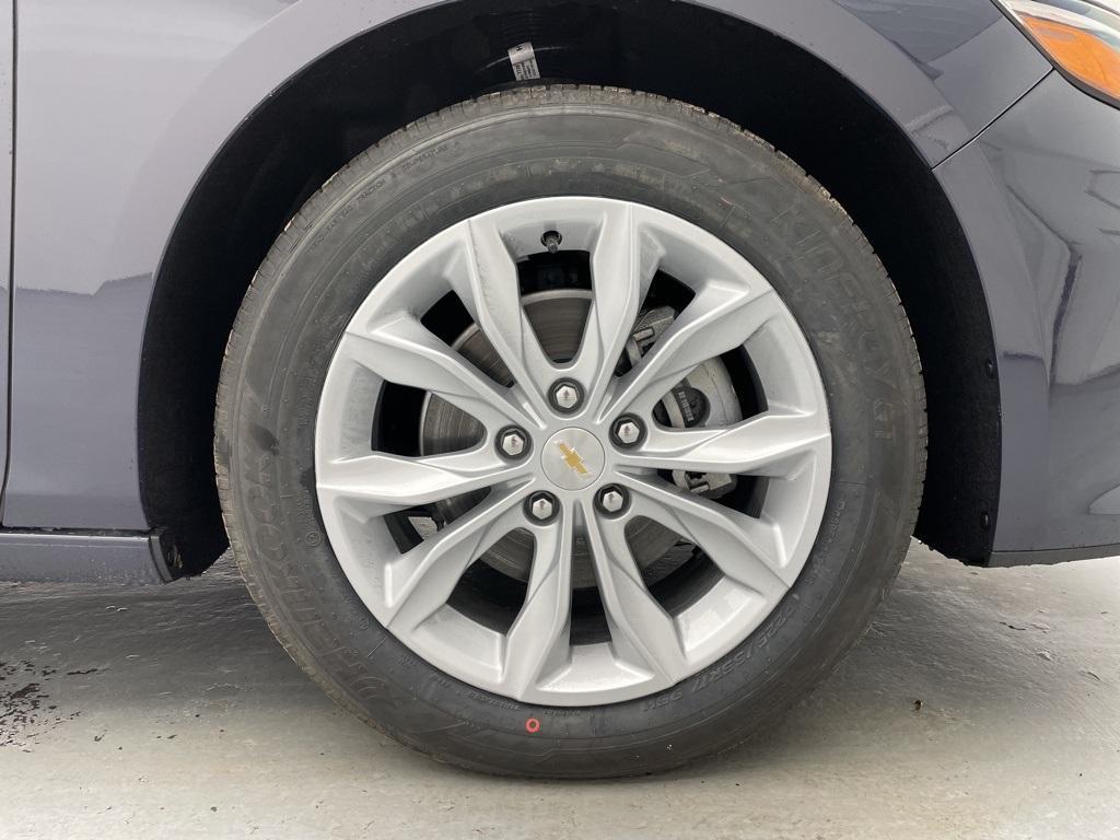 new 2025 Chevrolet Malibu car, priced at $25,925