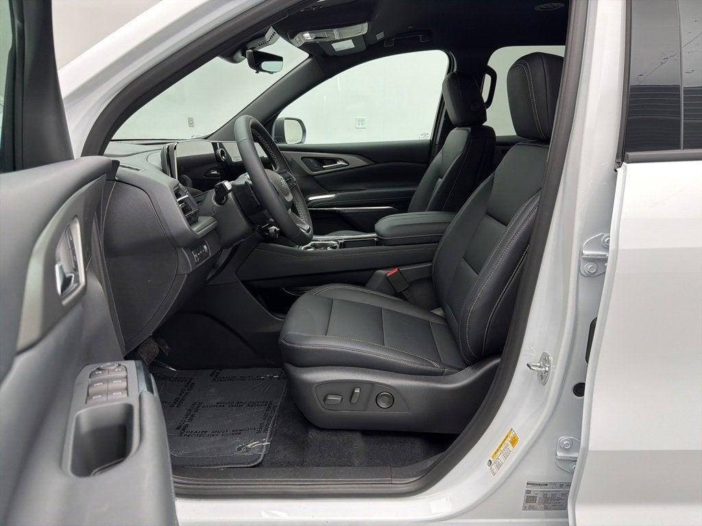 new 2026 Chevrolet Traverse car, priced at $49,205