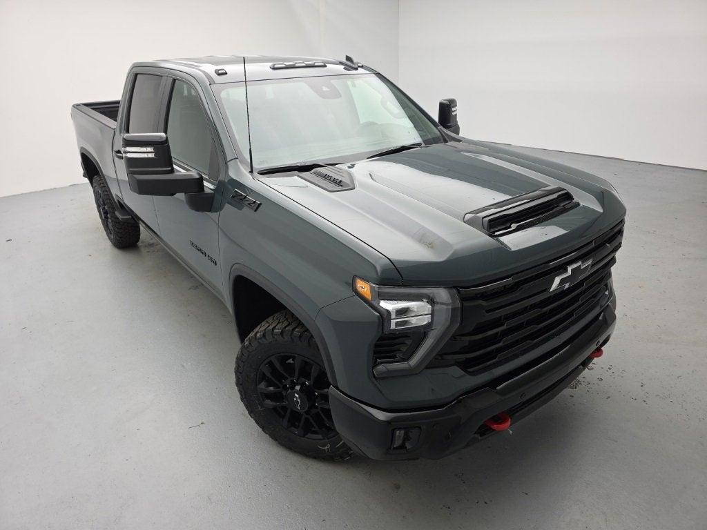 new 2026 Chevrolet Silverado 3500 car, priced at $69,580