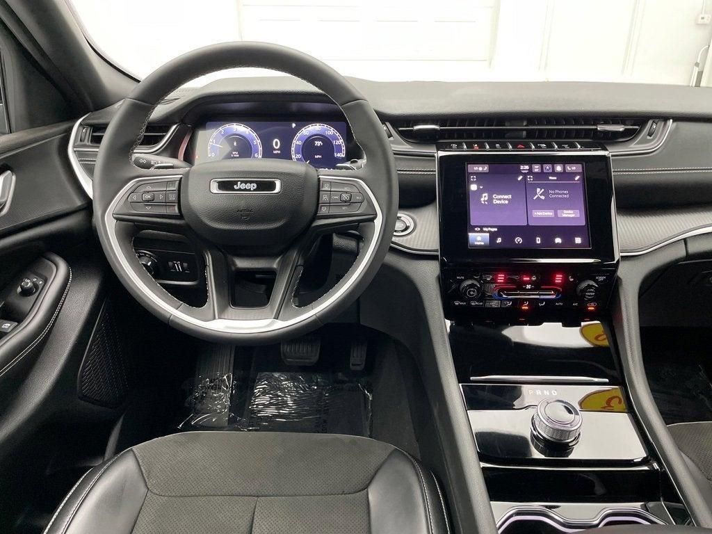 used 2023 Jeep Grand Cherokee car, priced at $33,000