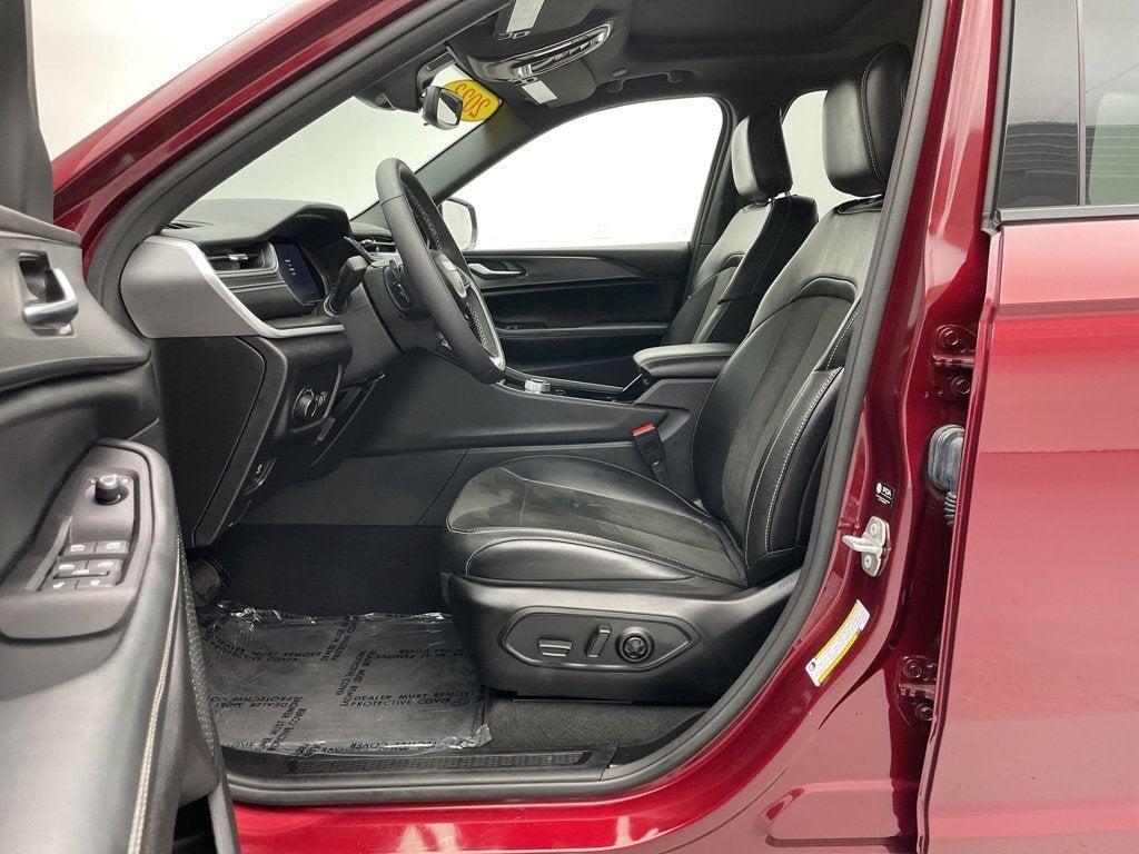 used 2023 Jeep Grand Cherokee car, priced at $33,000