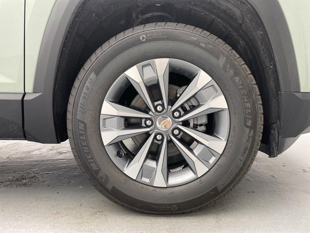 new 2026 Chevrolet Equinox car, priced at $35,295