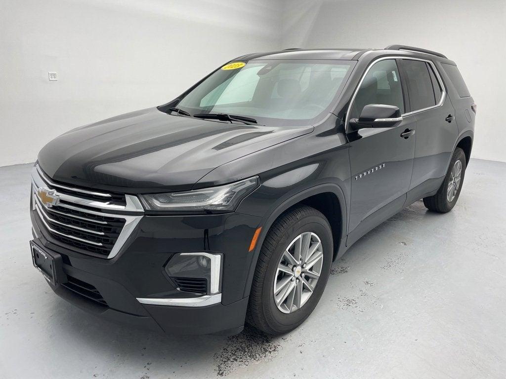 used 2023 Chevrolet Traverse car, priced at $32,636