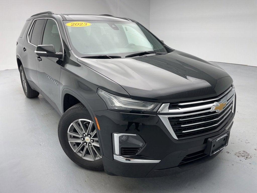 used 2023 Chevrolet Traverse car, priced at $32,636
