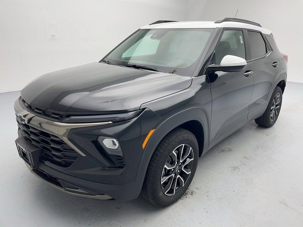 new 2025 Chevrolet TrailBlazer car, priced at $29,985