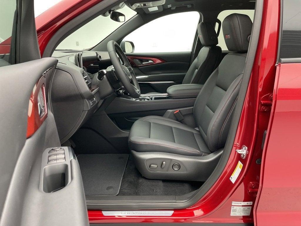 new 2025 Chevrolet Traverse car, priced at $49,725