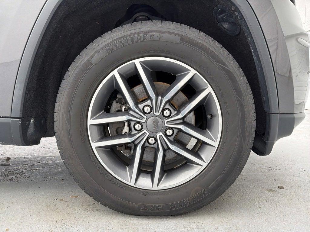 used 2020 Jeep Grand Cherokee car, priced at $23,825