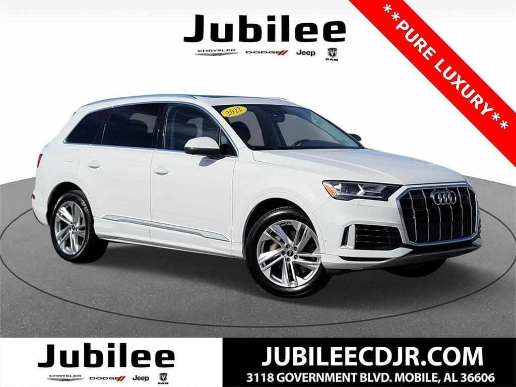 used 2022 Audi Q7 car, priced at $34,663