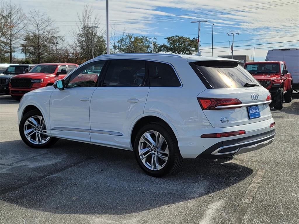 used 2022 Audi Q7 car, priced at $35,964