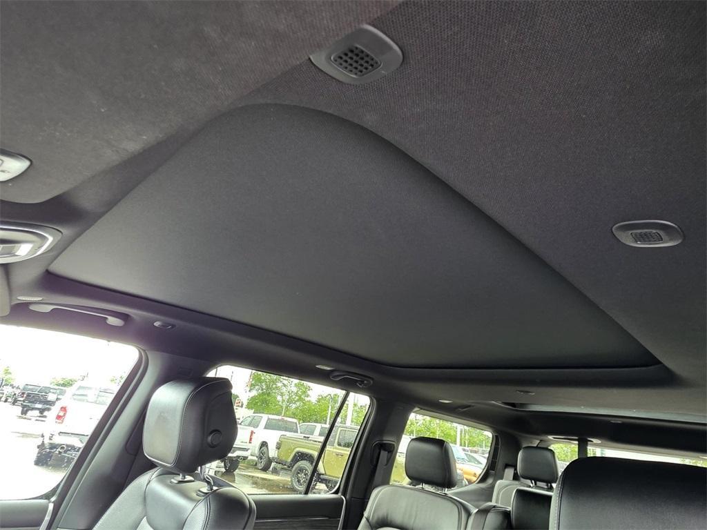 used 2022 Jeep Wagoneer car, priced at $39,016