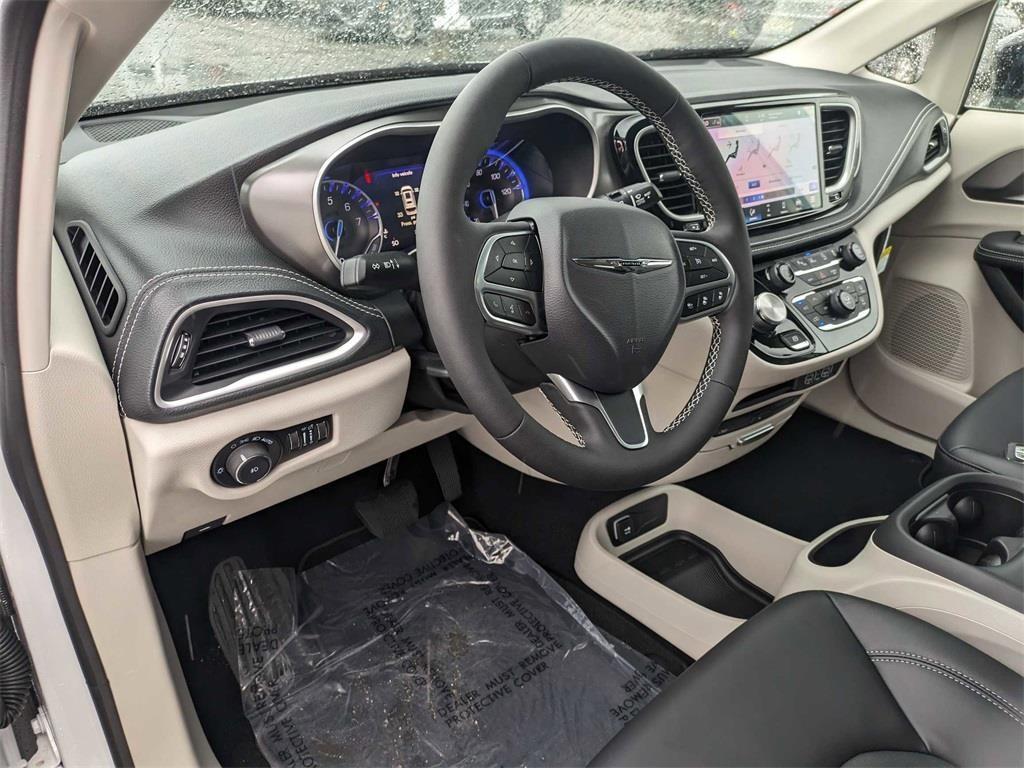 new 2024 Chrysler Pacifica car, priced at $42,000