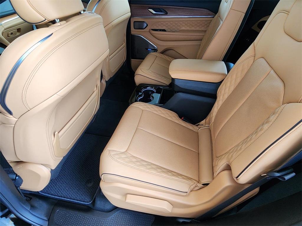 new 2025 Jeep Grand Cherokee L car, priced at $64,921
