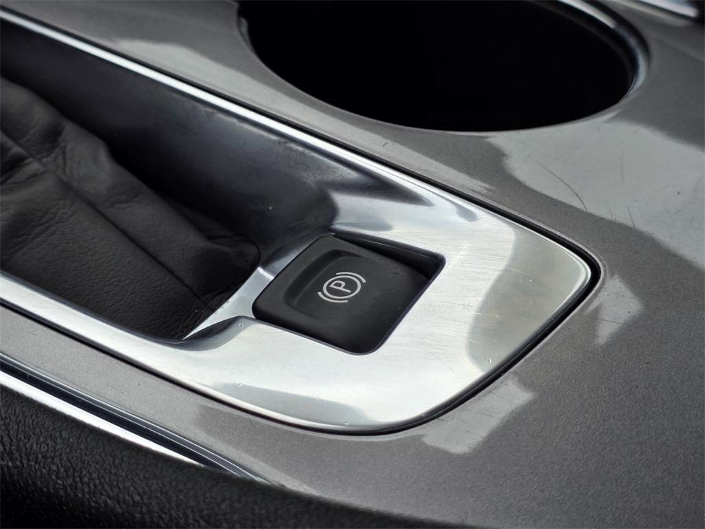 used 2024 Chevrolet Malibu car, priced at $20,977