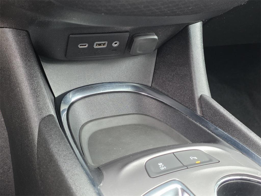 used 2024 Chevrolet Malibu car, priced at $20,977