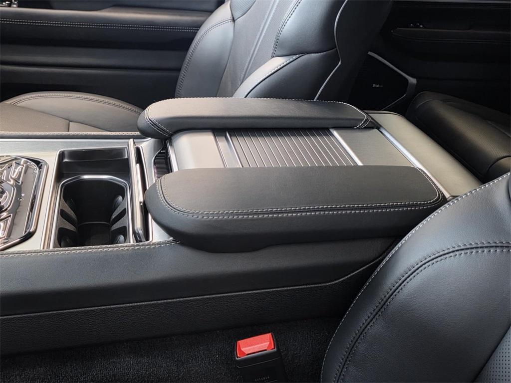 new 2025 Jeep Wagoneer L car, priced at $87,700