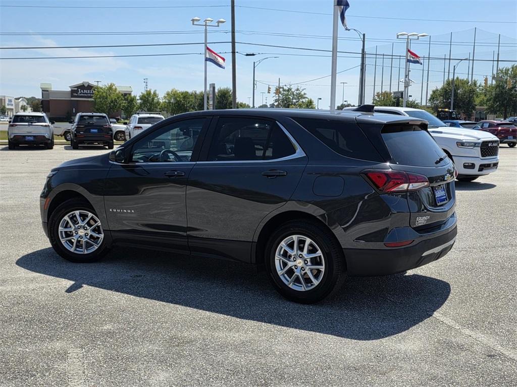 used 2022 Chevrolet Equinox car, priced at $21,815